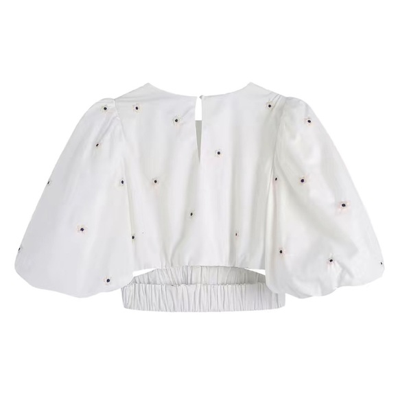 COPY - New crisp white blouse with small blue flowers. So sweet but boho sexy - Picture 2 of 7